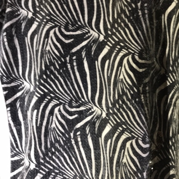 Berek Black & White Jacket Large - Picture 6 of 7